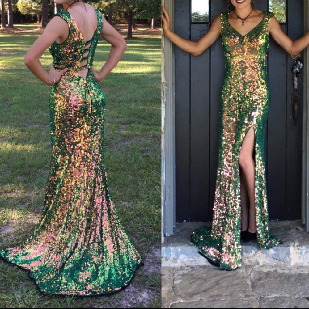 Mac Duggal Prom Dress